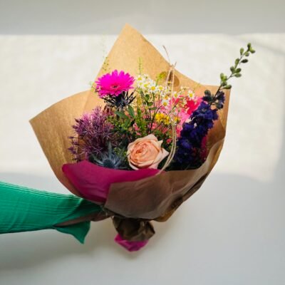Blómutyssi #20 Hand-tied Flowers